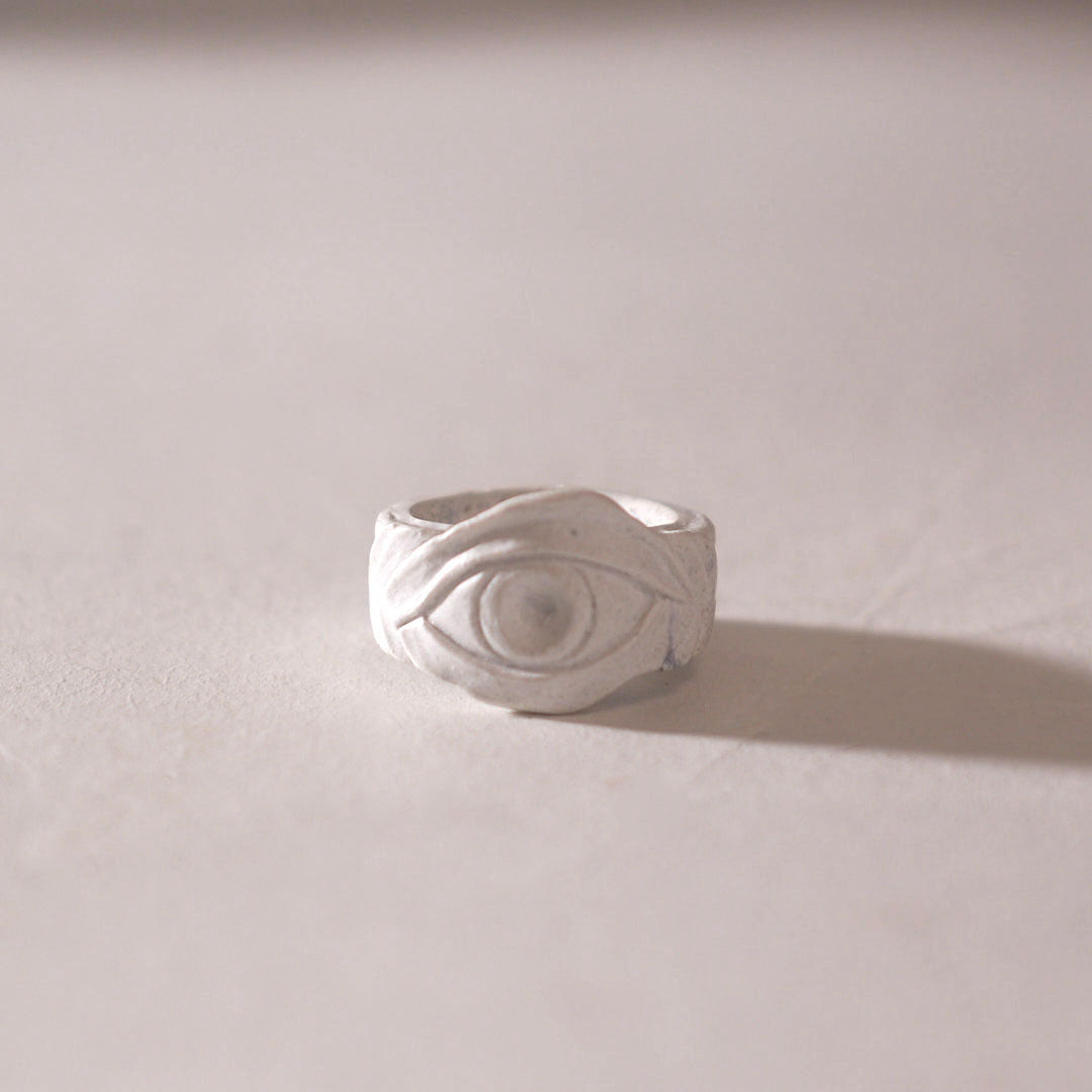 mini sculpture custom fit eye ring