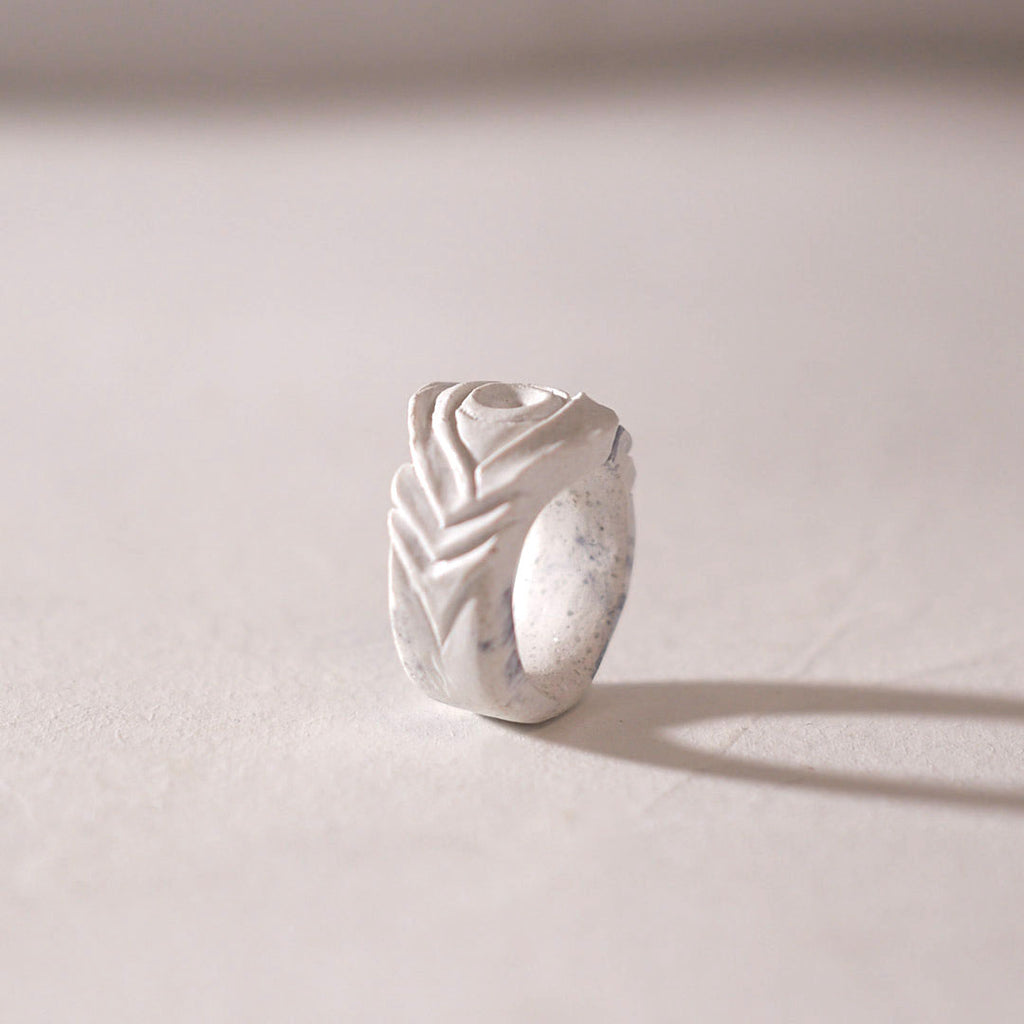 mini sculpture white eye ring