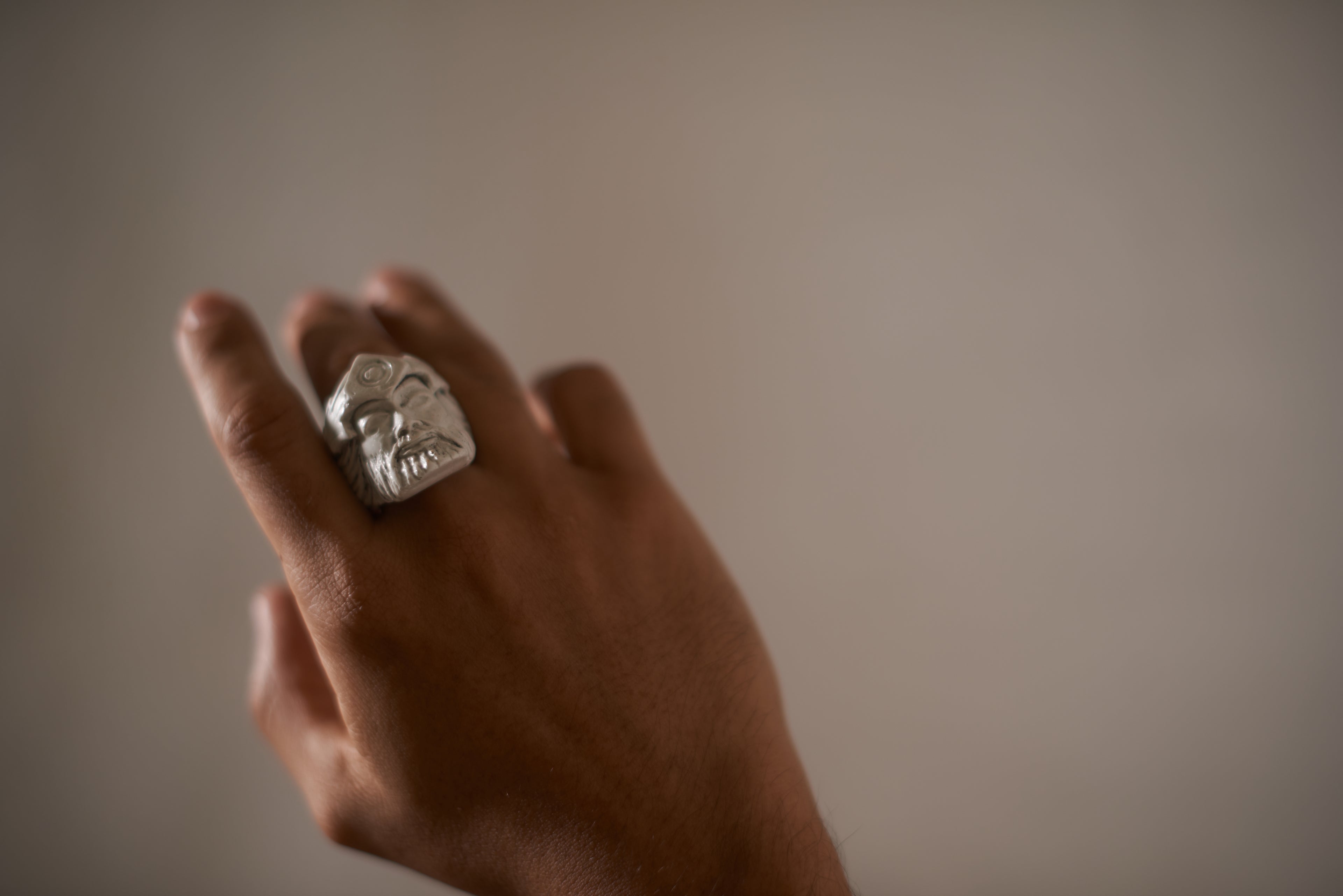 Albedo Solis Deus Ring